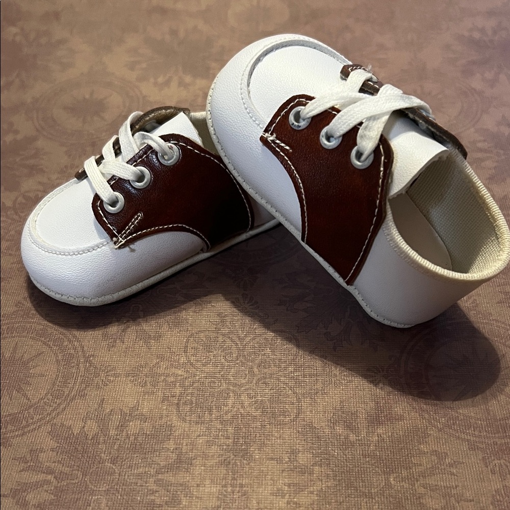 Classic White & Brown Oxford Infant Shoes